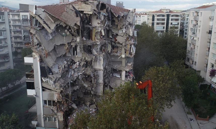30 Ekim İzmir Depreminde Ölenlerin Anısına
