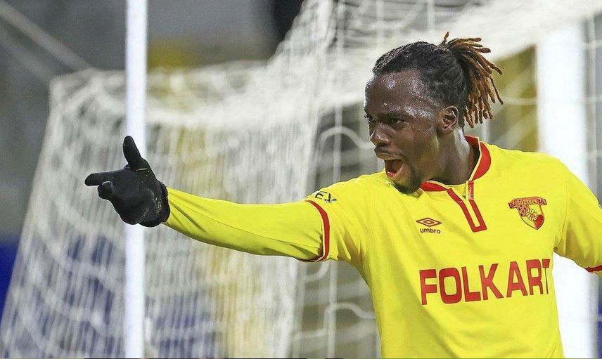 Göztepeli Cherif Ndiaye, Çin'in Shanghai Port takımına transfer oldu!