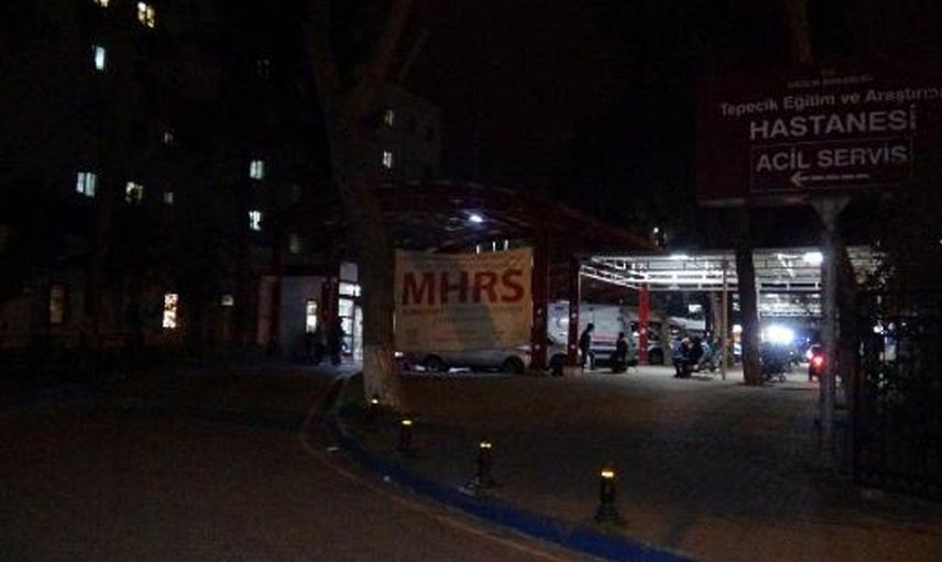 İzmir’de 16 Yaşındaki Kızı Hastane Önüne Atıp Kaçtılar