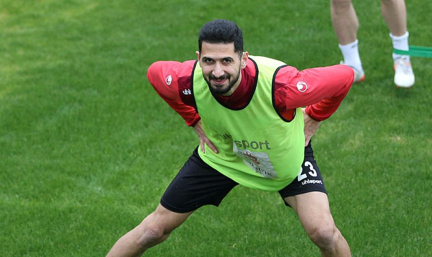 Galatasaray Teknik Direktörü Domenec Torrent Emre Akbaba'nın Transferi Hakkında Kritik Karar Aldı!