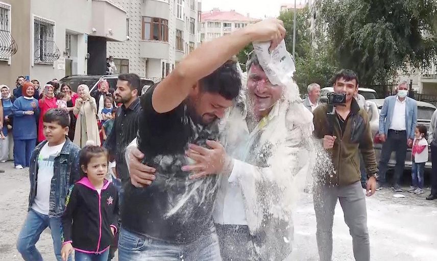 Erzurum'da Düğün Öncesi Yapılan Eğlencede Ağabeye ve Sağdıca Eziyet Ettiler