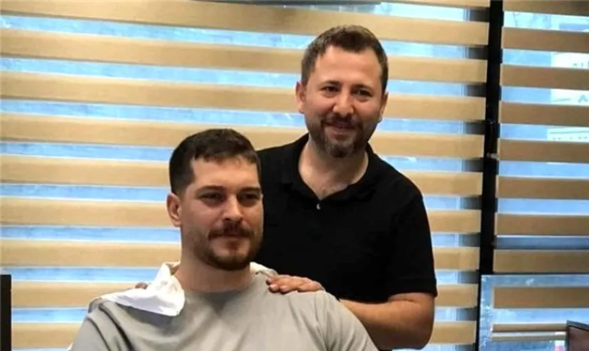 Çağatay Ulusoy Askerlik Pozunu Paylaştı