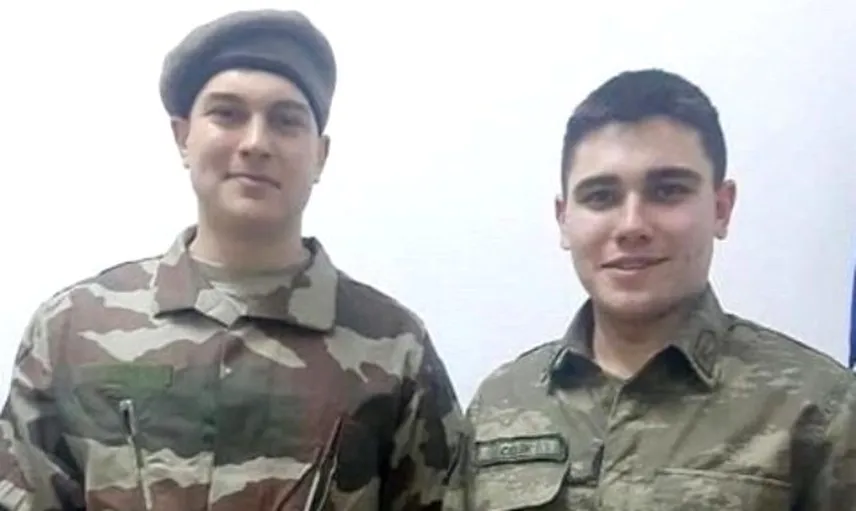 Çağatay Ulusoy Askerlik Pozunu Paylaştı