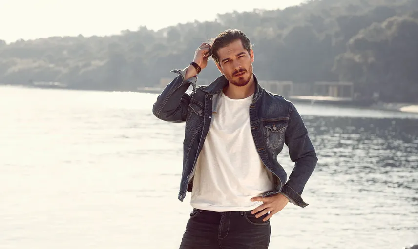 Çağatay Ulusoy, Serenay Sarıkaya'nın Fotoğrafını Beğendi