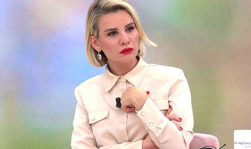 Canlı Yayın Bir Anda Karıştı: Esra Erol Cinnet Geçiren Ceylan’ı Sakinleştirmekte Zorlandı