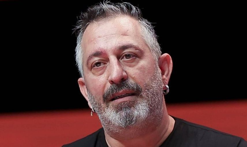 Cem Yılmaz kötü haberi sosyal medyadan duyurdu! Sevenlerini yasa boğdu