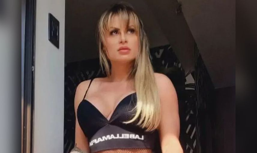 Verdiği pozlarla polislik mesleğinin şerefini yerle bir etti! ama şimdi milyonlar kazanıyor