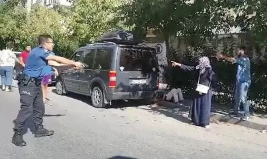 Kocaeli'nde Komşu Dehşeti: Anne Oğul Bıçakladılar!
