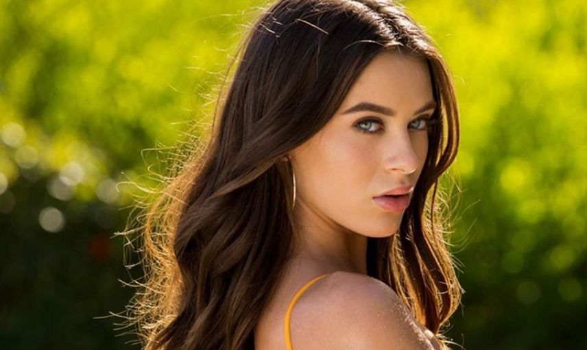 Yetişkin Film yıldızı Lana Rhoades’ten yüz kızartıcı itiraf! Ünlü oyuncuyla yaşadığı yatak hayatını tek tek ifşa etti