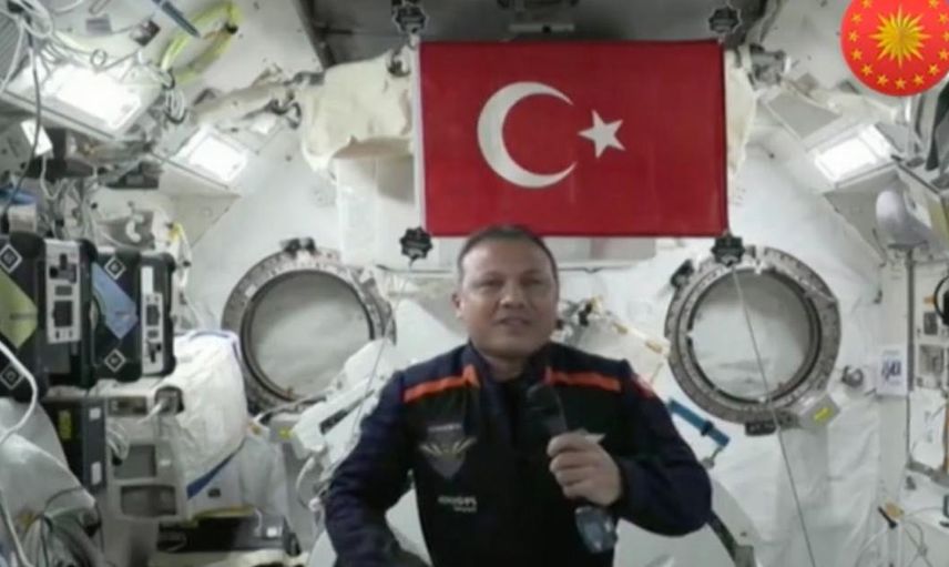 İlk Türk astronot Alper Gezeravcı'nın en büyük hayali gündem oldu: Taklalar atmak...