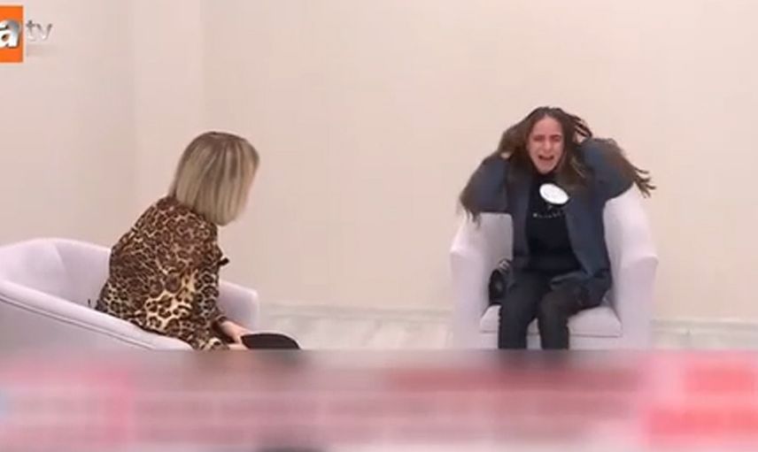 Esra Erol'u Hiç Böyle Görmediniz Canlı Yayında Sinir Krizi Geçirdi!
