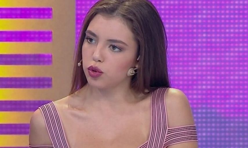 Aygün Aydın Hakan Sabancı'nın Yataktan Fotoğrafını Paylaştı Ortalık Karıştı!