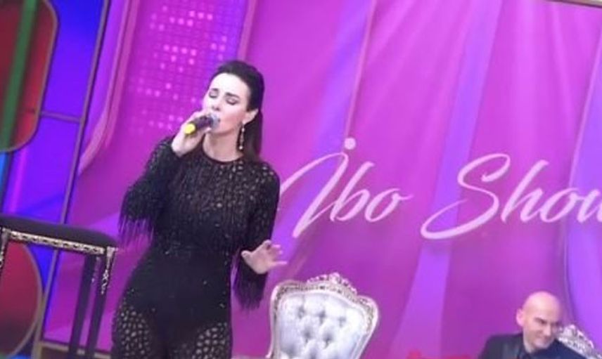 Defne Samyeli Sosyal Medyanın Diline Düştü!
