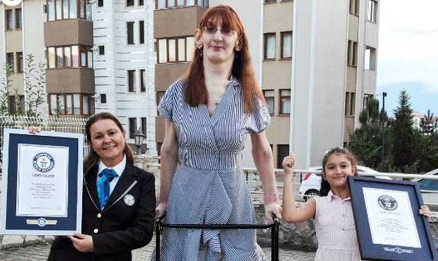 Guinness Rekorlar Kitabı'na giren dünyanın en uzun kadını Rümeysa Gelgi kimdir?