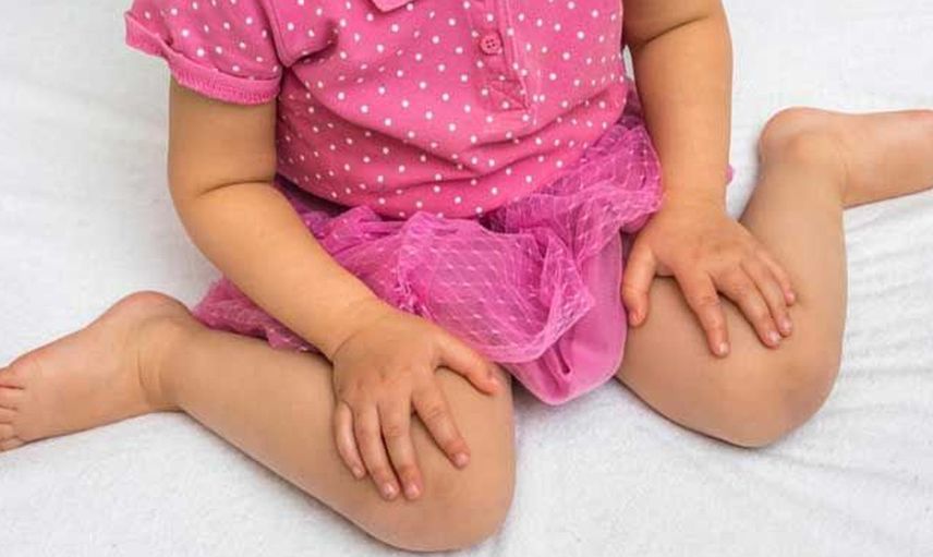 Çocukların w şeklinde oturmasının zararları