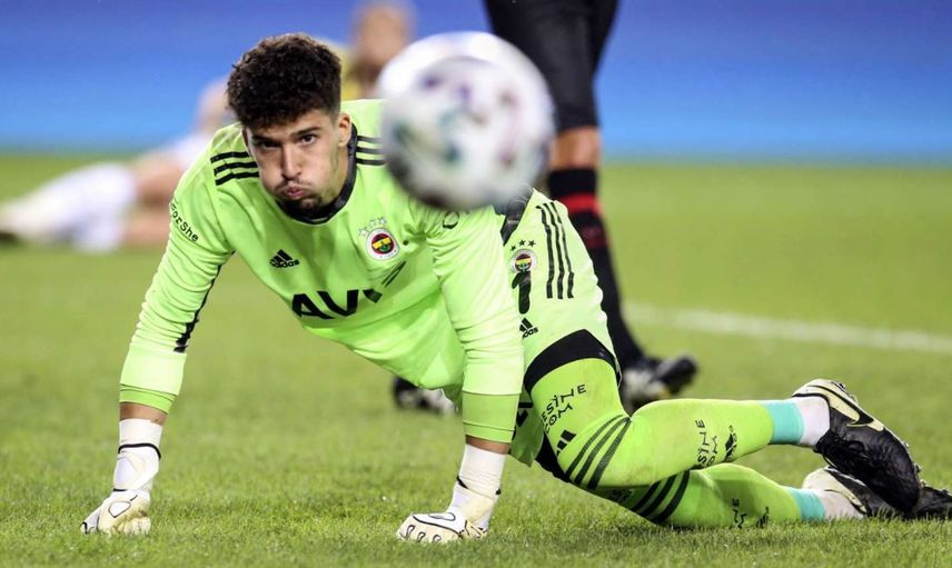 Altay Bayındır Tottenham Hotspur Yolcusu!