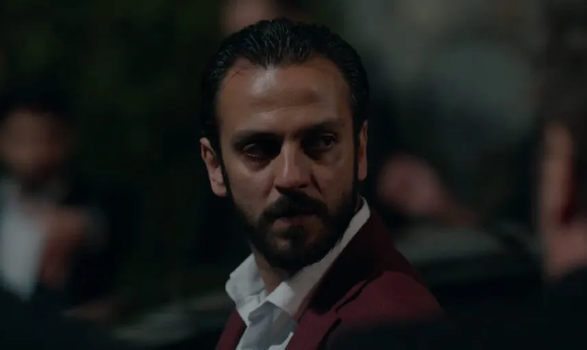 Çukur Dizisinin Ünlü İsmi Kadrodan Ayrılıyor mu?