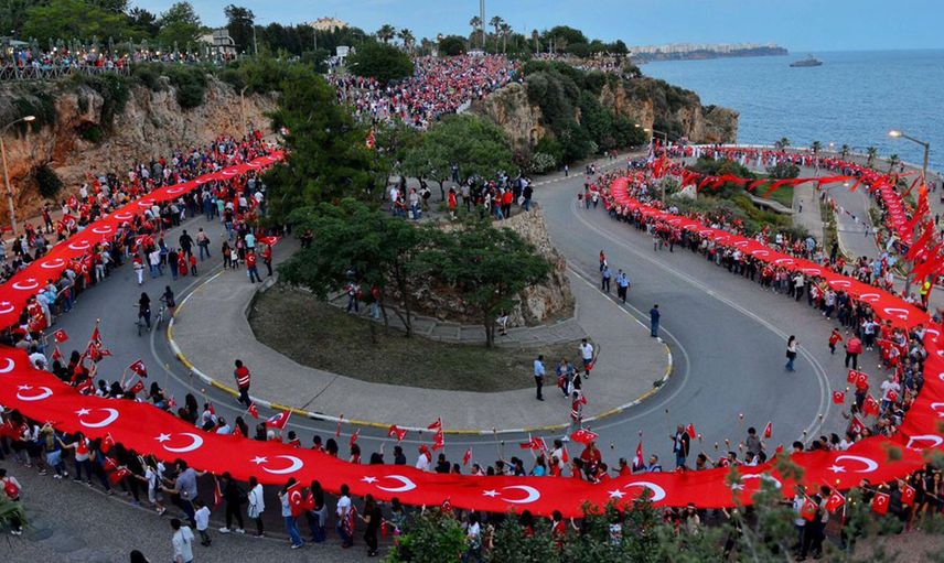 Cumhuriyet'in 98'inci Yılı Tüm Yurtta Çoşkuyla Kutlanıyor!