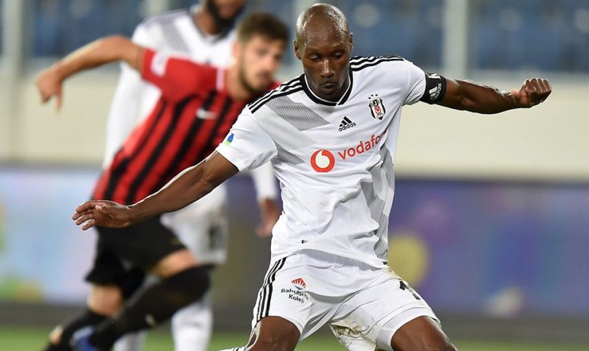 Beşiktaşlı Atiba Hutchinson İle İlgili Kritik Gelişme!