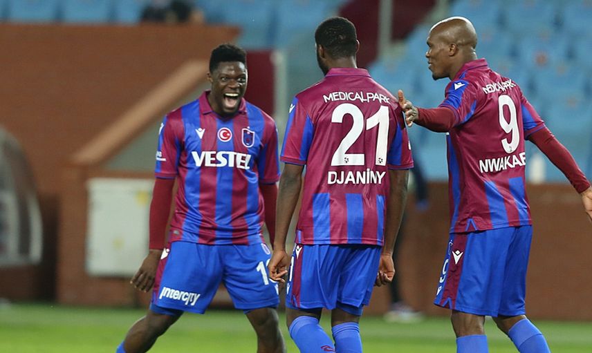 Trabzonsporlu Caleb Ekuban Genoa İle Sözleşme İmzaladı!