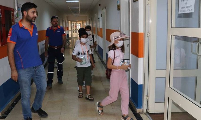 Diyarbakırlı 4 Çocuktan Duygulandıran Hareket
