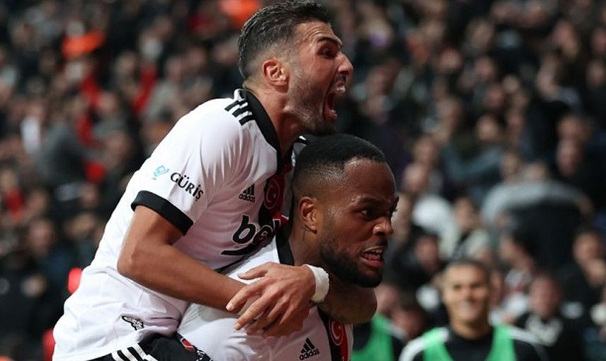 Beşiktaş'ın Yıldızı Cyle Larin Premier Lig'e Transfer Olmaya Sıcak Bakıyor!