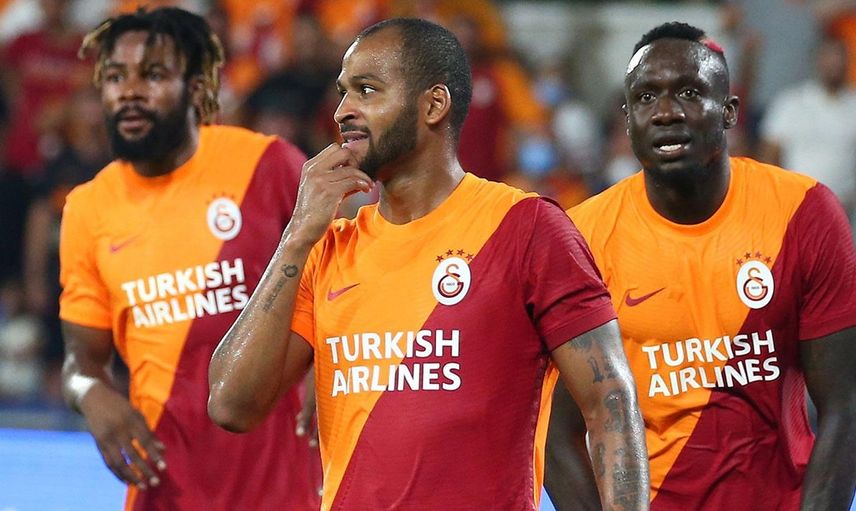 Galatasaray'da Kerem Aktürkoğlu'na Saldıran Marcao Kadro Dışı Bırakıldı!
