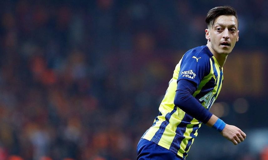 Fenerbahçeli Mesut Özil'i Endonezya'dan Transfer Etmek İstiyorlar!