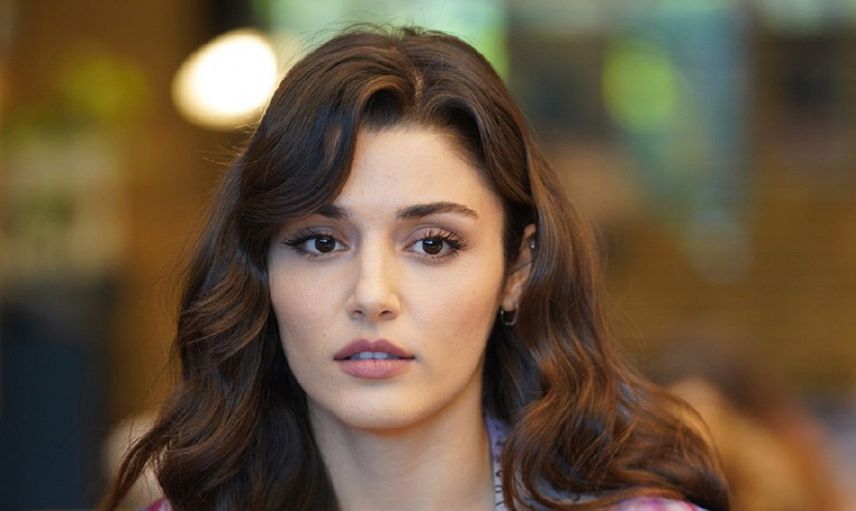 Hande Erçel'den herkesi üzecek iddia! Hastane ziyaretlerinin nedeni belli oldu kanser teşhisi konulduğu söylendi!