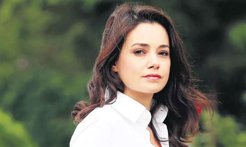 Kurtlar Vadisi Polat'ın Elif'iydi! Eşi Serdar Oral'ın vefatından sonra kayıplara karışan Özgü Namal'ın son hali ortaya çıktı!