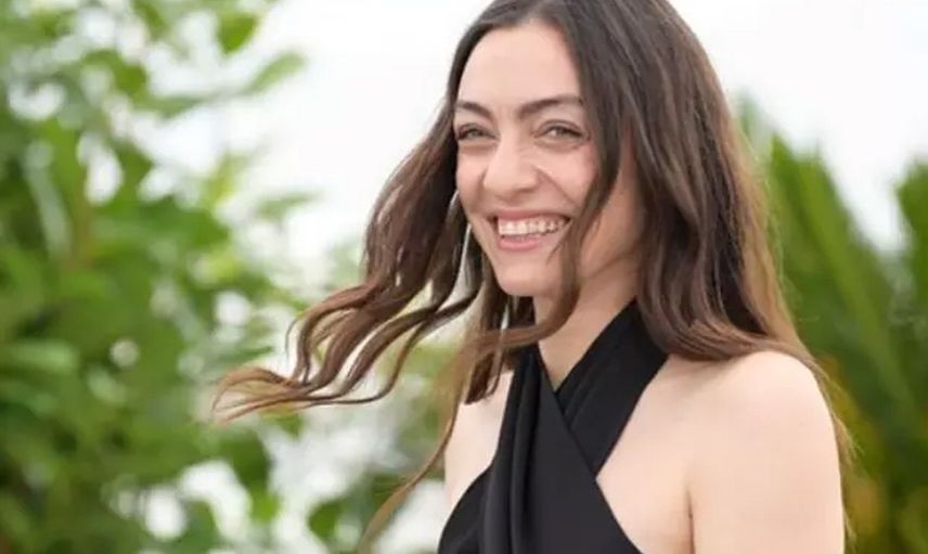 Aşk orucunu onunla bozdu: Cannes ödüllü Merve Dizdar sevgililer gününde aşkını ilan etti!