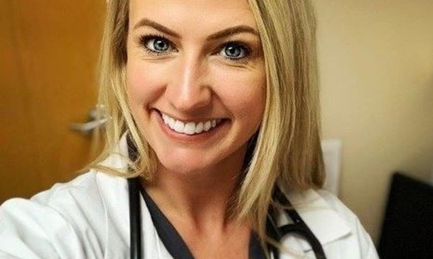 Kendisini Doktor Olarak Tanıtıyordu
