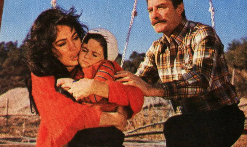 Selvi Boylum Al Yazmalım'ın Konusu Nedir?