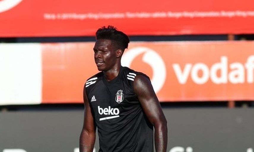 Kaç Yaşındadır?