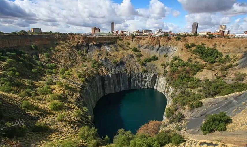 Daha önce kimsenin inemediği Şili Atacama Çukuru’na inen bilim insanlarından herkesi şoke eden açıklama