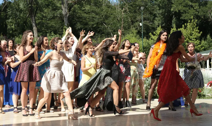 Damat Takımı Filmi Nerede Çekildi? Oyuncuları Kimler, Konusu Ne?