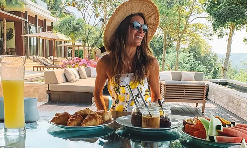 Instagram Fenomeni Danielle Greentree'nin Yaşını Duyan İnanamıyor