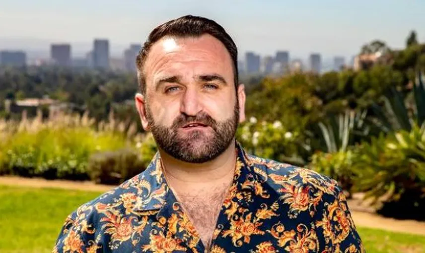 Küçük Kızdan Uygunsuz Fotoğraf İsteyen Şarkıcı Danny Tetley Tutuklandı
