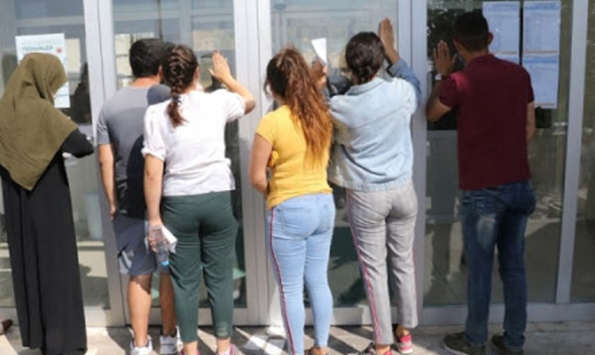 Değişmeyen Manzara: Sınava Geç Kalan Öğrenciler