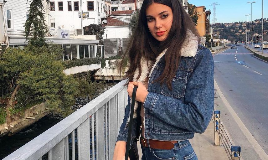 Defne Samyeli'nin Kızı Deren Talu Kimdir?