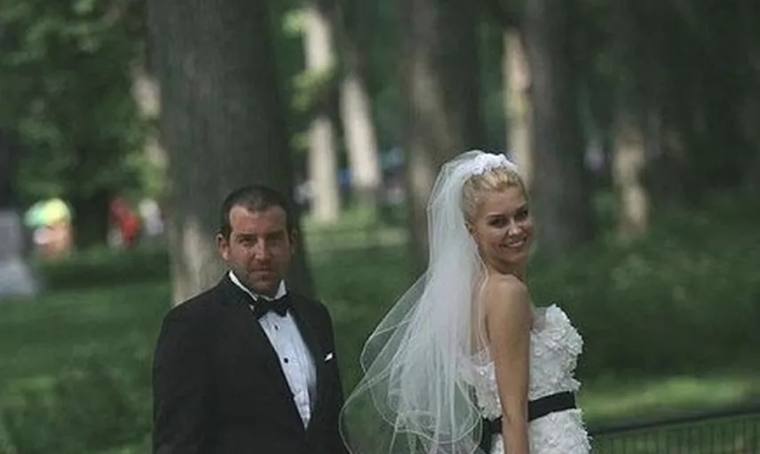 Ünlülerin Eşleri; Tarkan - Pınar Dilek