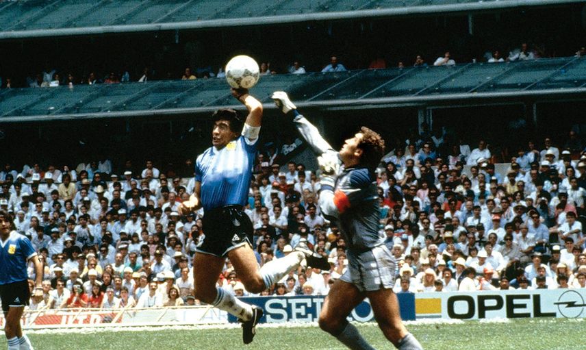 Diego Maradona Kimdir, Neden Öldü?