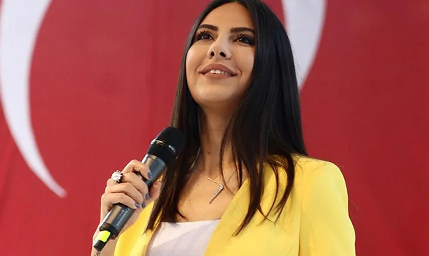 Dilay Kemer İlik Nakli Olacağını Duyurup Dua İstedi