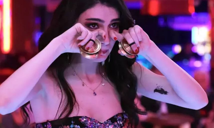 Dilber'den ters köşe! Bu kez güldürmedi: O sahneye alkış yağdı!