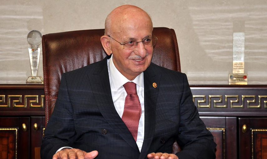 Dindar Anayasa Çağrısında Bulunan İsmail Kahraman Kimdir?