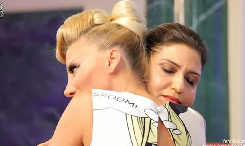 Doya Doya Moda’da duygu dolu anlar! Yarışmacı Nimet’in hikayesi stüdyodaki herkesi gözyaşlarına boğdu