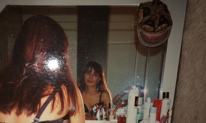 Yıldız Tilbe Gençlik Fotoğrafını Paylaştı