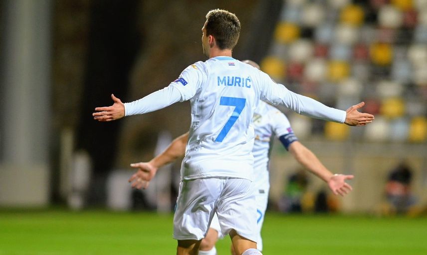 Galatasaray Robert Muric'i Kadrosuna Katmak İstiyor!