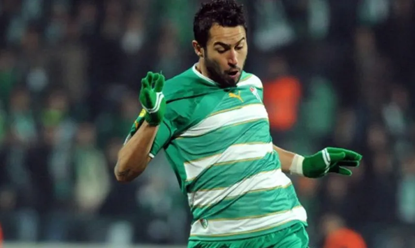 Ozan İpek Amatör Futbola Başladı