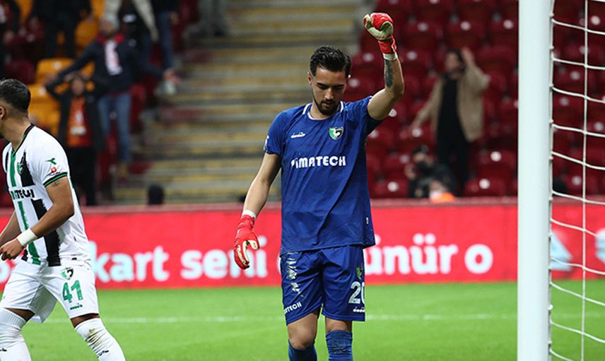 Denizlispor Teknik Direktörü Fatih Tekke Galatasaray'ı Kupadan Elemelerinin Ardından Açıklamalarda Bulundu!